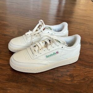 Reebok Sneaker